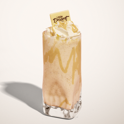 White Hazelnut & Lotus Biscoff® Shake